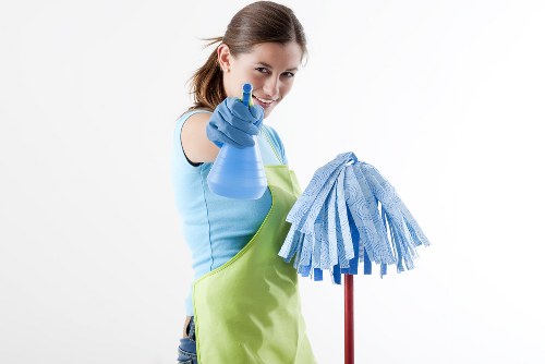 Professional carpet cleaning service for a home in Merton