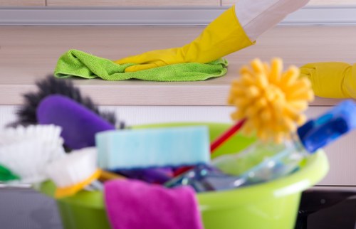Oven cleaning pricing example for a larger household appliance in Merton