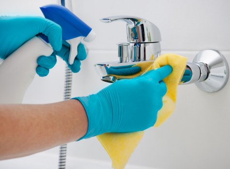 Commercial deep cleaning in an office or shop setting in Merton